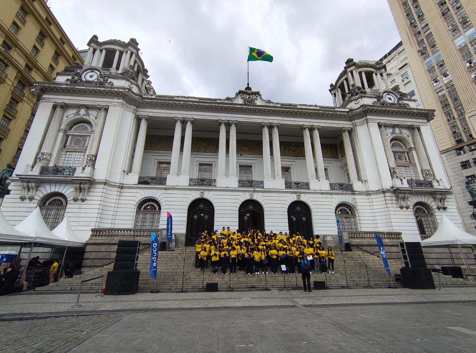 Coral Espro pelo Brasil